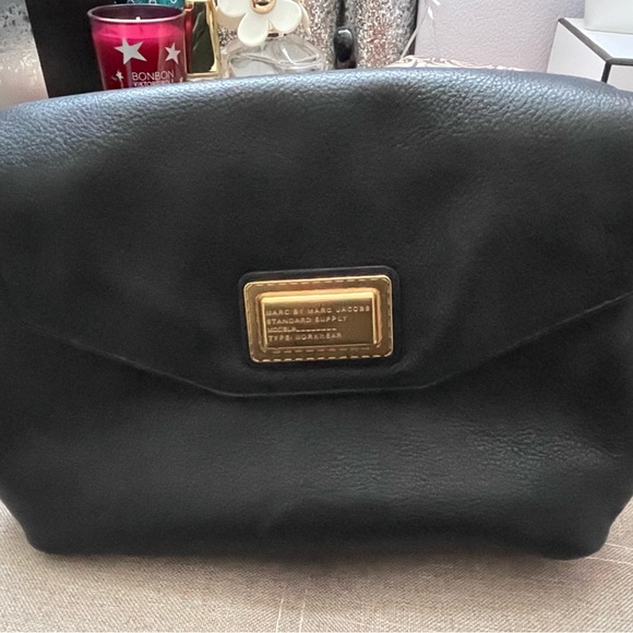 ✨Marc by Marc Jacobs Black Pebbled Leather Shoulder Bag/Crossbody Bag✨EUC - Picture 4 of 13